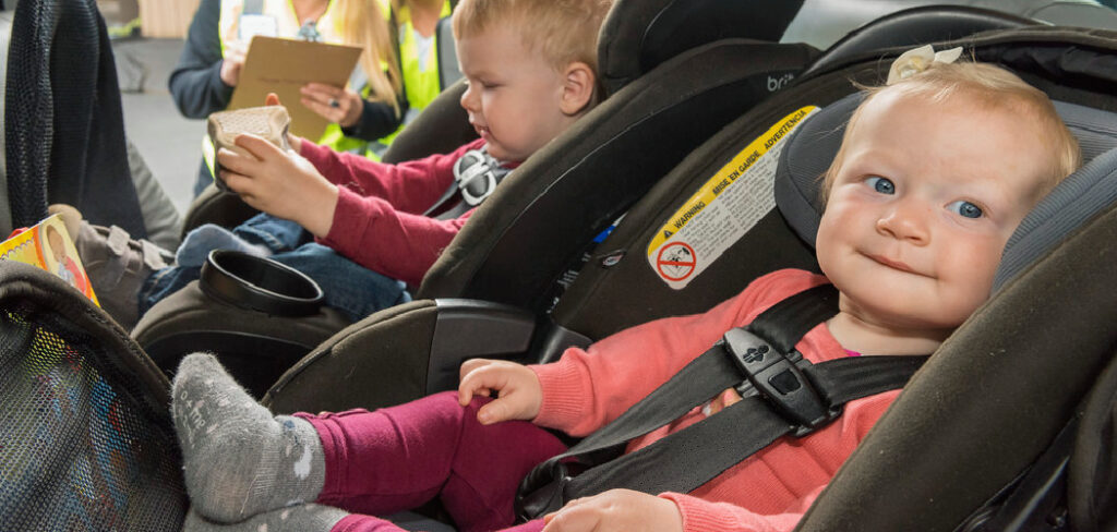 How to Get Baby to Like Car Seat