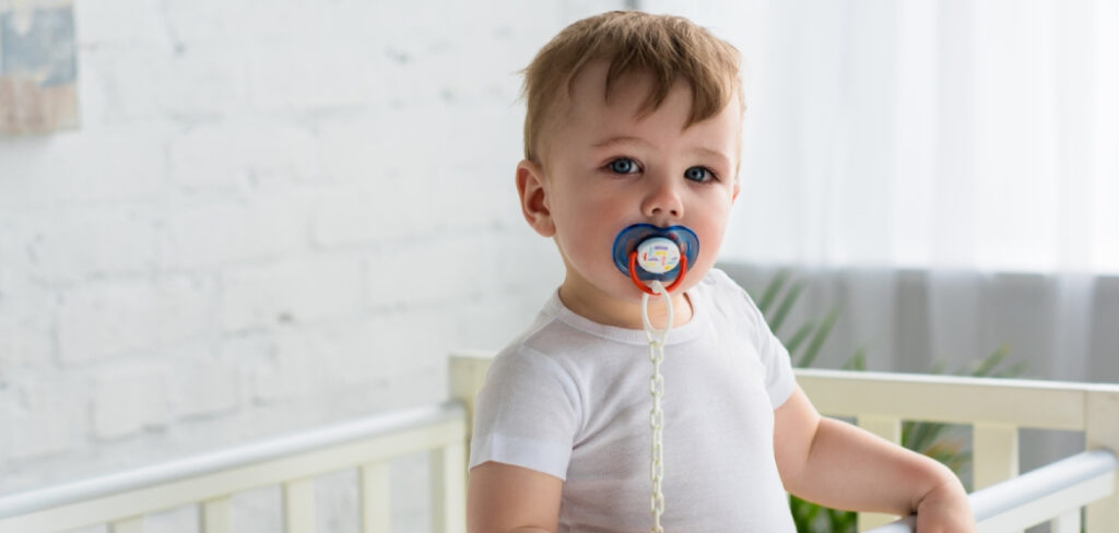 How to Wean Baby Off Pacifier at 6 Months